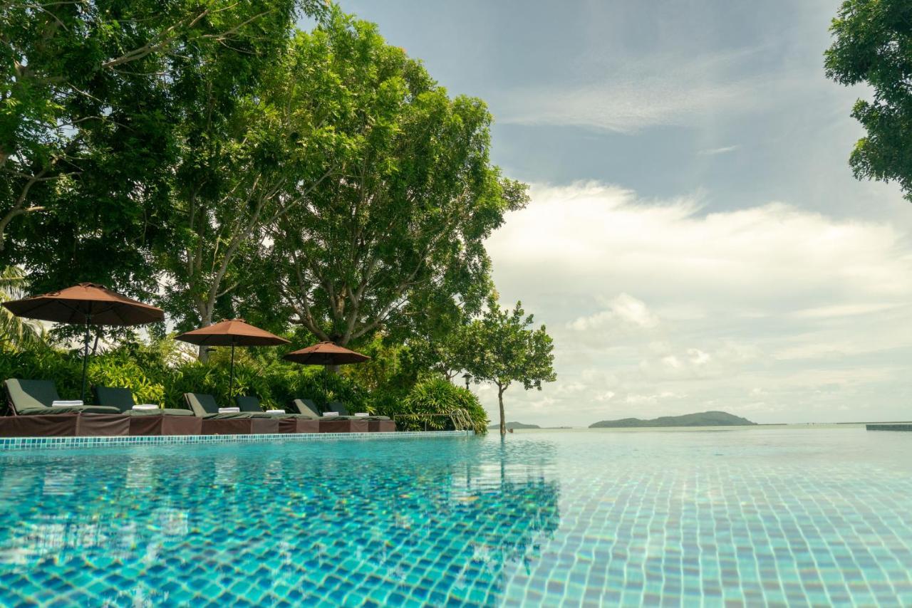 Ombak Villa Langkawi Pantai Cenang  Bagian luar foto